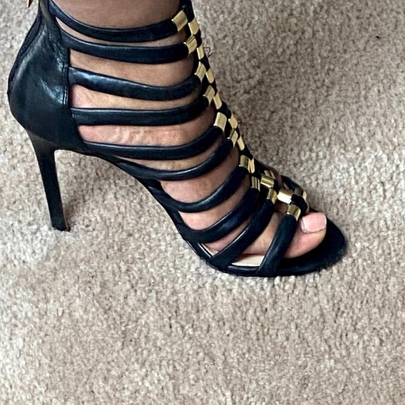 Vince Camuto Troy Gladiator Heels - Picture 7 of 9